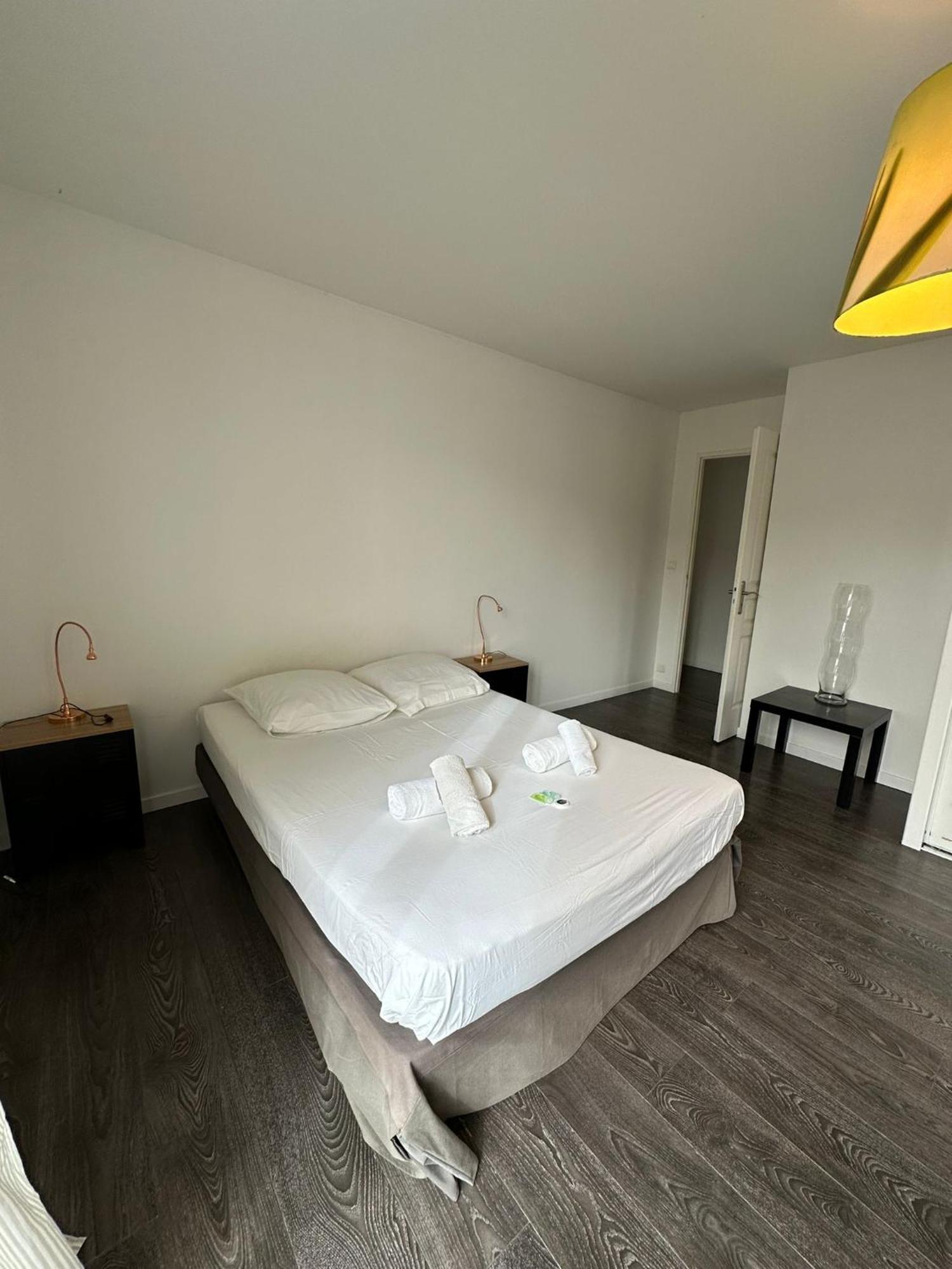 Villa Constance 3 Antibes - Spacieux Logement En Dernier Etage Bagian luar foto