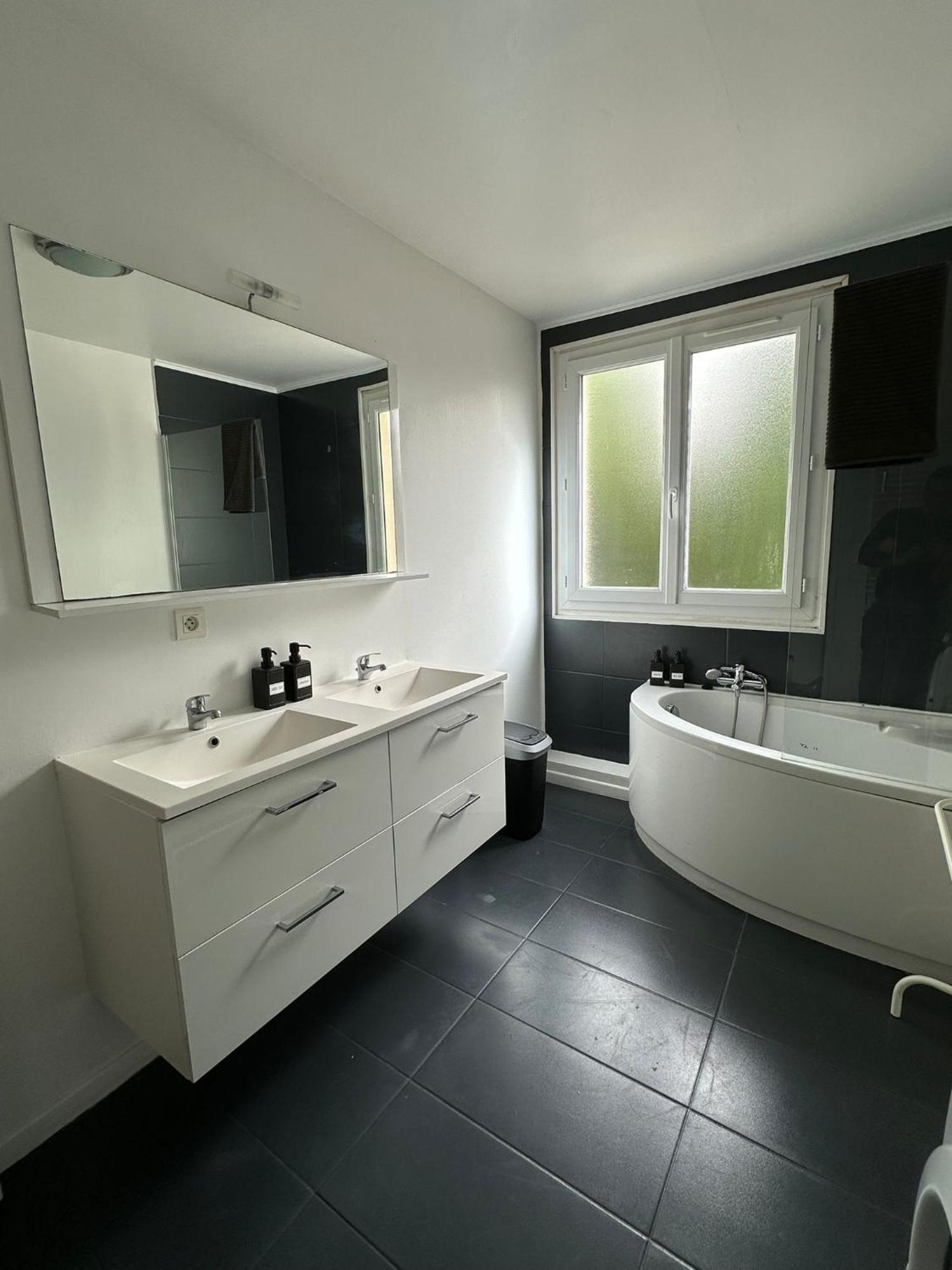 Villa Constance 3 Antibes - Spacieux Logement En Dernier Etage Bagian luar foto