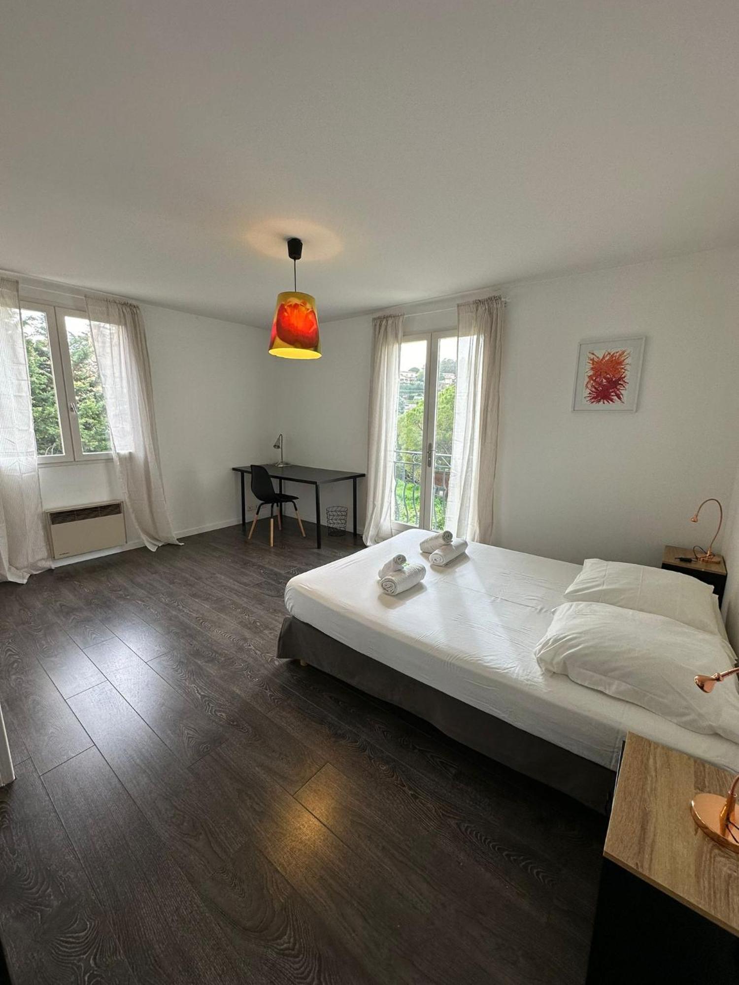Villa Constance 3 Antibes - Spacieux Logement En Dernier Etage Bagian luar foto