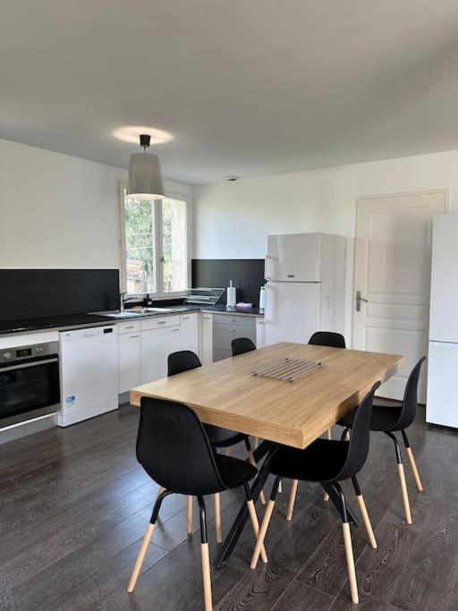 Villa Constance 3 Antibes - Spacieux Logement En Dernier Etage Bagian luar foto