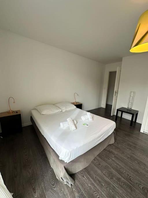 Villa Constance 3 Antibes - Spacieux Logement En Dernier Etage Bagian luar foto